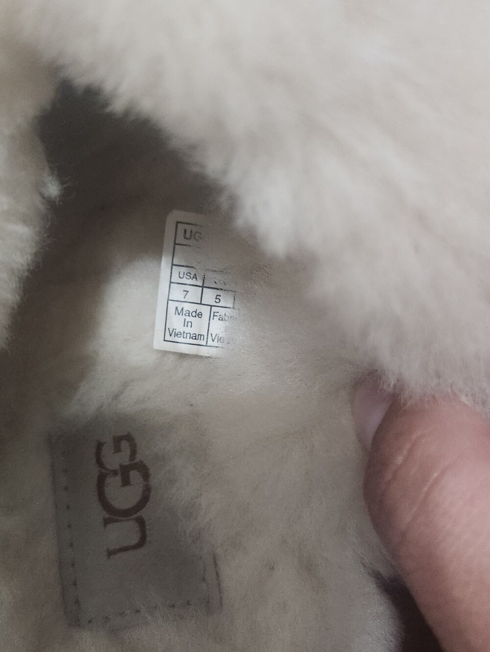 UGG Chestnut Suede Shearling Clog Slippers with Cream Fur Cuff - Picture 4 of 7